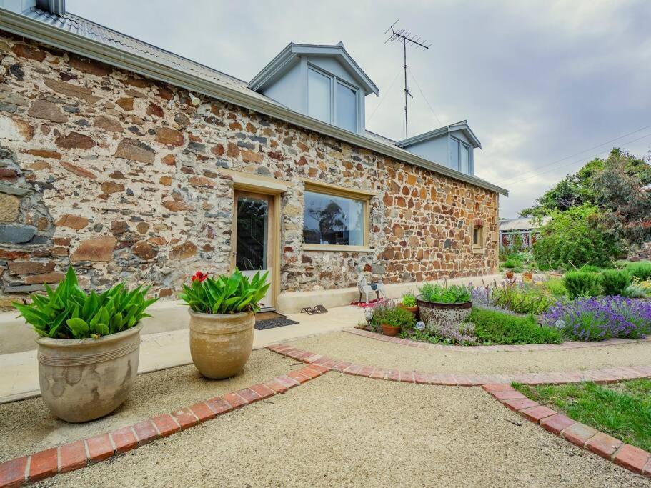 فيلا *Newly Relisted* Coach House At Lisdillon Vineyard Little Swanport المظهر الخارجي الصورة