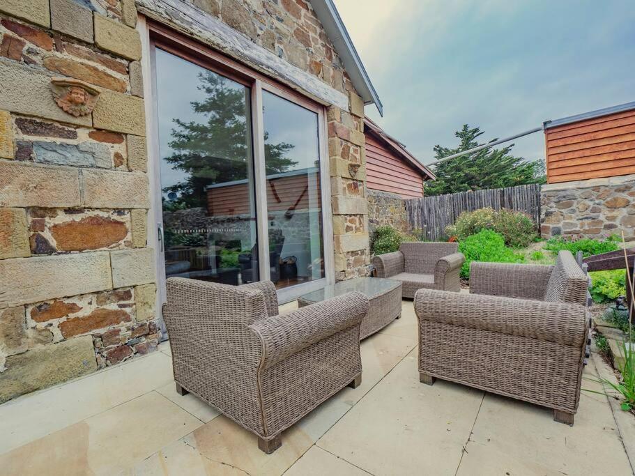 فيلا *Newly Relisted* Coach House At Lisdillon Vineyard Little Swanport المظهر الخارجي الصورة